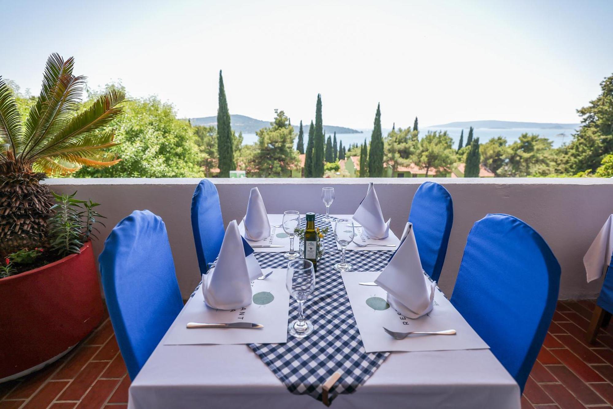 Apartments Medena Budget Trogir Exteriér fotografie