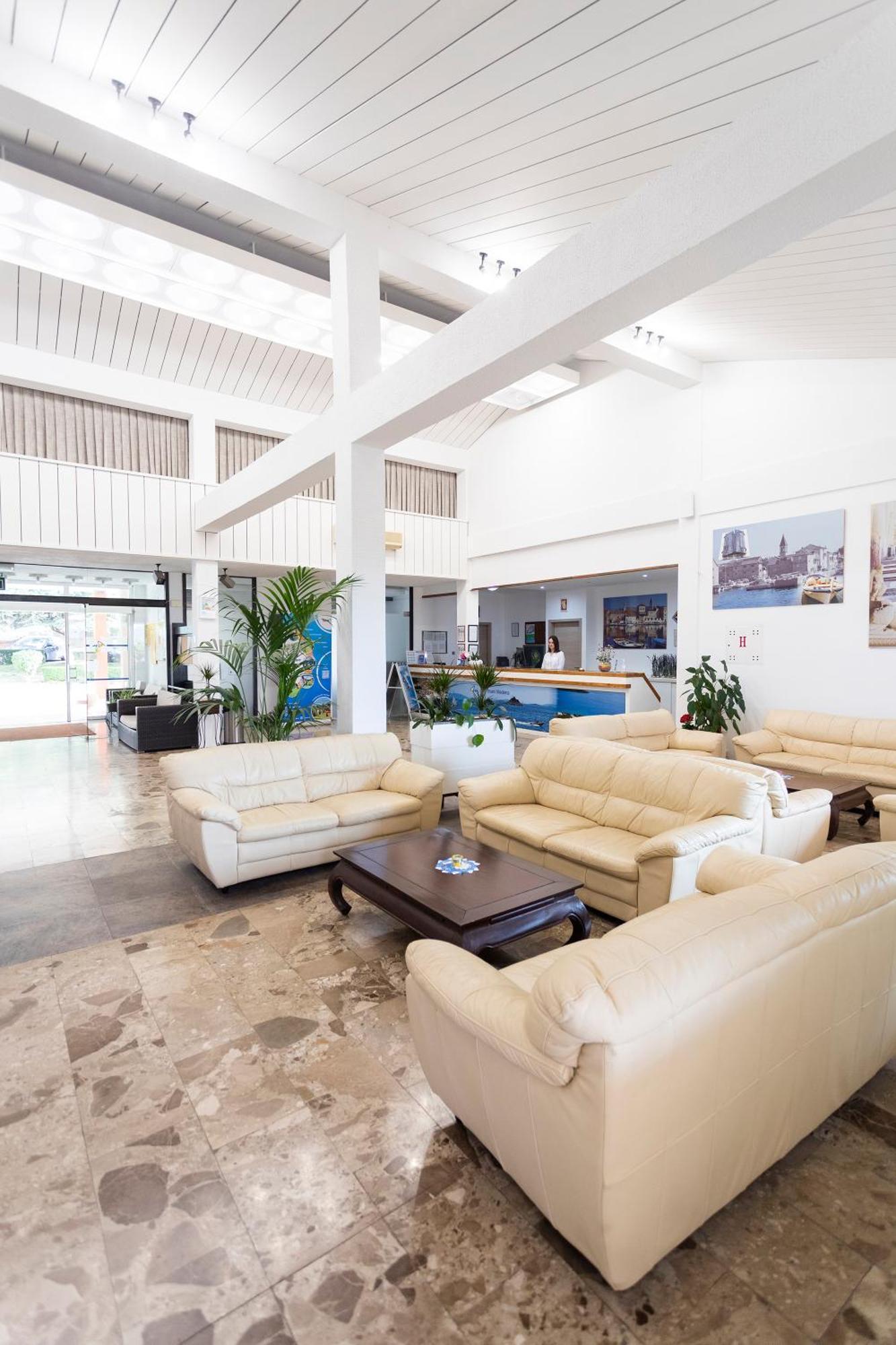 Apartments Medena Budget Trogir Exteriér fotografie